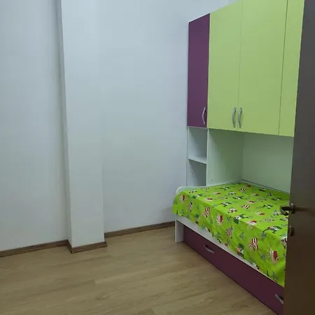 2 Stanze Con Cucina E Bagno 65mq *